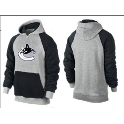 NHL Vancouver Canucks Big & Tall Logo Pullover Hoodie - Grey/Black